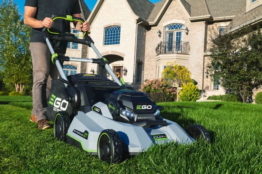 best inexpensive lawn mower